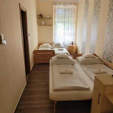 Megyehaz Ubytování v soukromí *