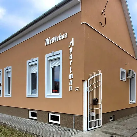 Megyeház Makó