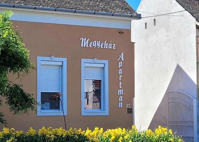 Megyehaz